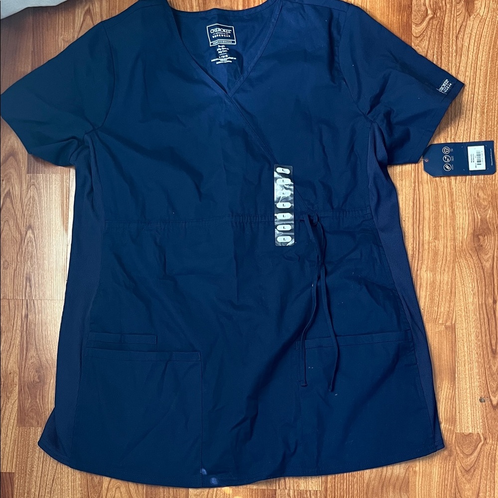 Cherokee | women’s | Dark Blue V-Neck Shirt | Scrub | L (Maternity |